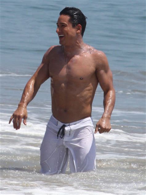 mario lopez with a wet revealing swimsuit spycamfromguys hidden cams spying on men