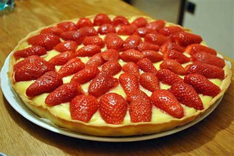 recette de tarte aux fraises et à la crème patissière à la vanille