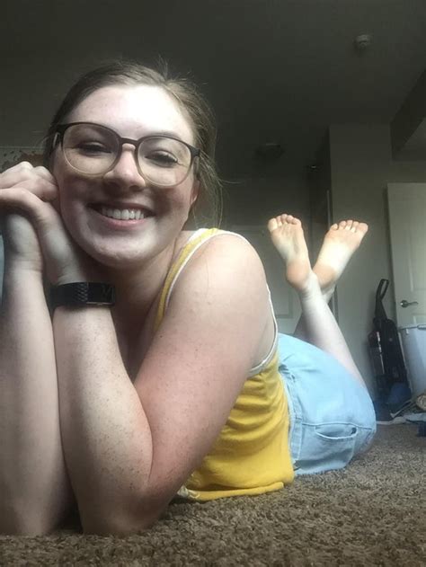 Smiling Because I Love All My Fans So Much 🤓🖤 R Verifiedfeet