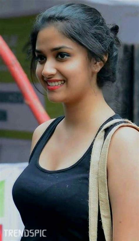 Hot Picture Keerthy Suresh Popular Tamil Actress Portré