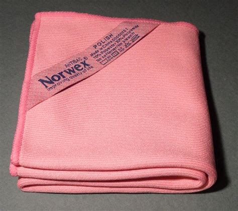pink  norwex windowpolishing cloth norwex norwex microfiber microfiber
