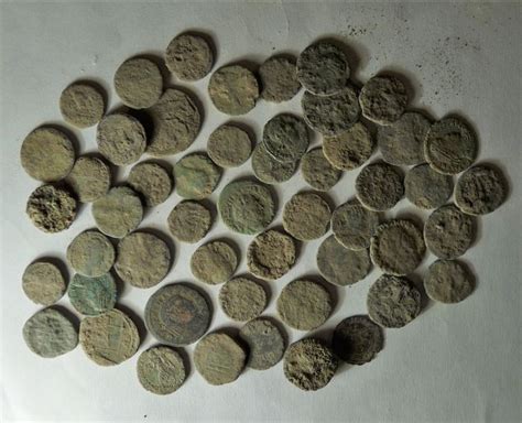 romeinse rijk  stuks romeinse ae munten bodemvondsten catawiki