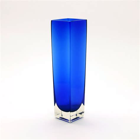 9 122 Square Blue Blown Glass Vase Ray New York