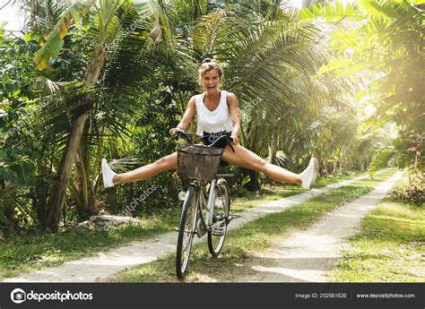 images bike funny picture funny woman riding bicycle