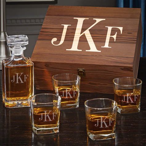 Classic Monogram Carson Decanter Personalized Whiskey T Set With