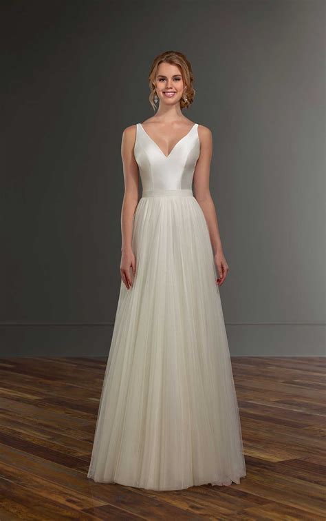 Modest Wedding Dress With Tulle Skirt Martina Liana