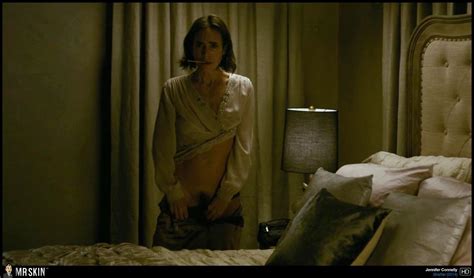 movie nudity report american pastoral 31 and the