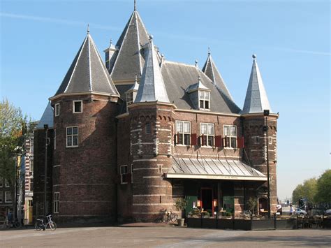 de waag    oldest buildings  amsterdam