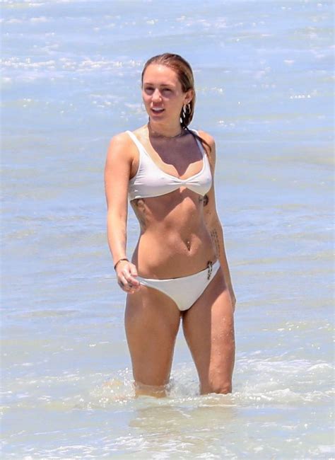 miley cyrus sexy the fappening 2014 2020 celebrity