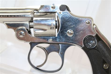 sw smith wesson  safety hammerless double action revolver antique firearms  ancestry guns