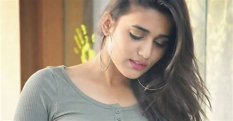 top 50 sexiest desi girls wallpapers of 2020 pakistani indian