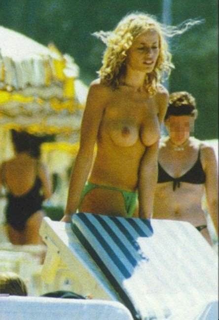 inma del moral desnuda página 4 fotos desnuda descuido topless bikini pezón