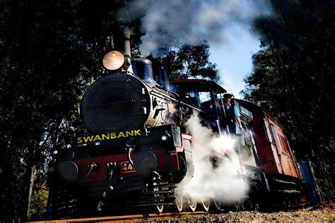 murder mystery train qld pioneer steam railway   brisbane