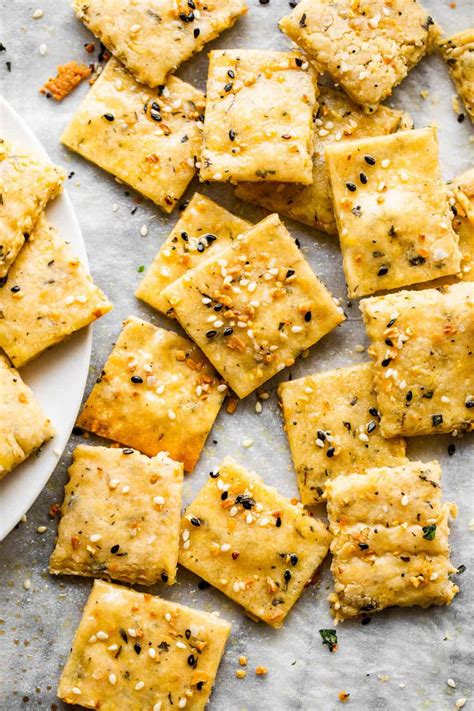 easy homemade cheese crackers recipe diethood
