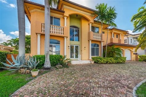 north miami beach luxury homes  sale