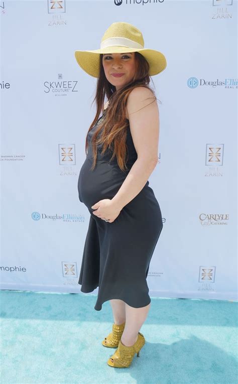 It S Another Girl For Jenna Von Oy First Pic Of Marlowe Monroe E