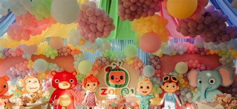 colorful and resplendent first birthday party for sofia andres