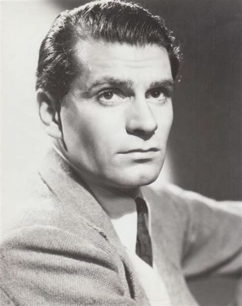 30 handsome portrait photos of laurence olivier from