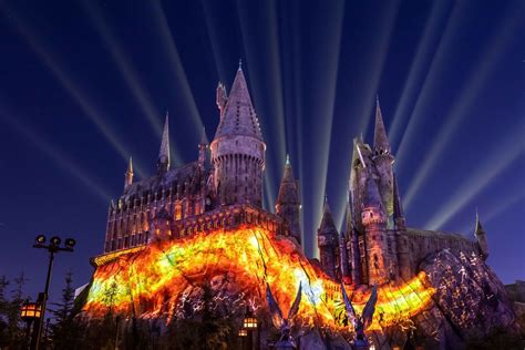 harry potters wizarding world   incredible  light show polygon