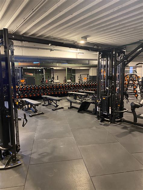 salle de sport basic fit thionville place anne grommerch