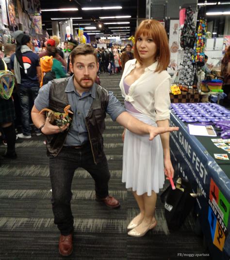 Jurassic Worlds Owen Grady And Claire Dearing At