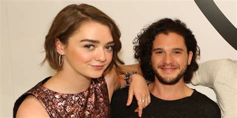 Emilia Clarke Has Hope For Jon Snow Game Of Thrones Jon Snow Theory