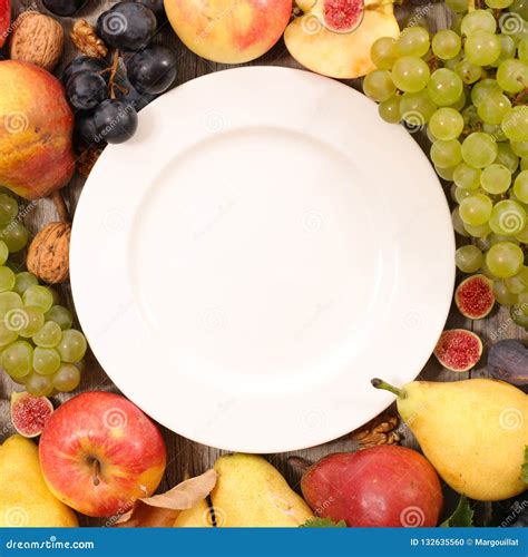 empty plate  fruits stock photo image  organic