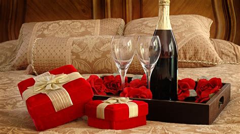 10 Wonderful Romantic Valentines Day Ideas For Him At Home 2022