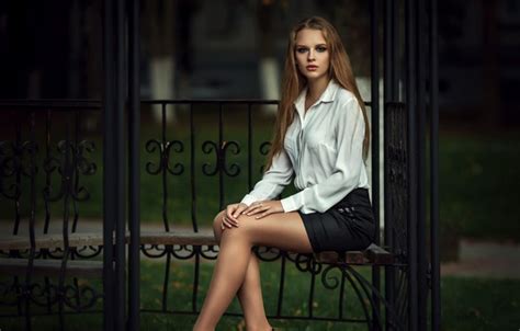 Wallpaper Girl Face Pose Sweetheart Model Skirt