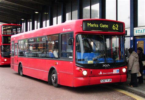 london bus routes route  barking gascoigne estate marks gate