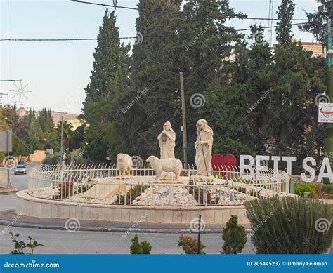 figures  biblical shepherds installed   roundabout   entrance  beit sahour