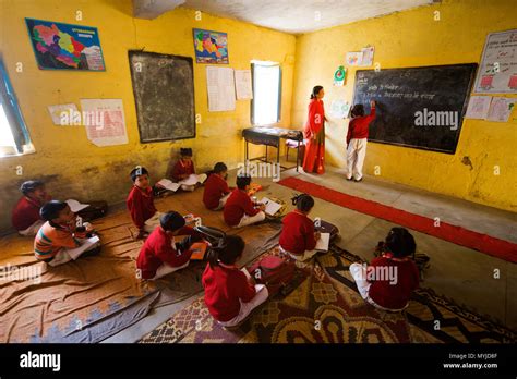 indian kids   classroom   primary school chakati village