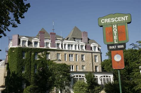 crescent hotel spa     ghostly guests