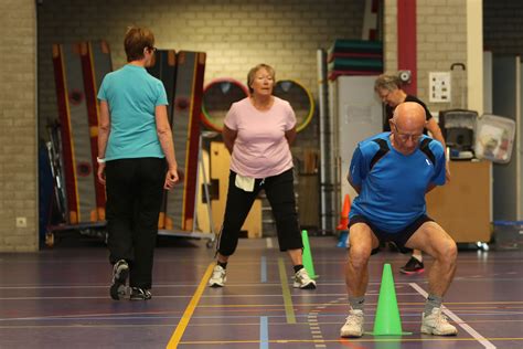 senioren sport met  beweging  beweging