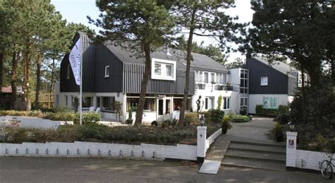 hotel de kluut oost vlieland netherlands hotel house styles outdoor structures