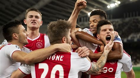 ajax verzekerd van ruim  miljoen door champions league rtl nieuws