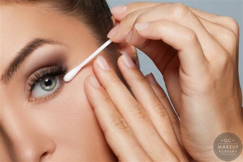 disposable  haves   hygienic makeup kit qc makeup academy