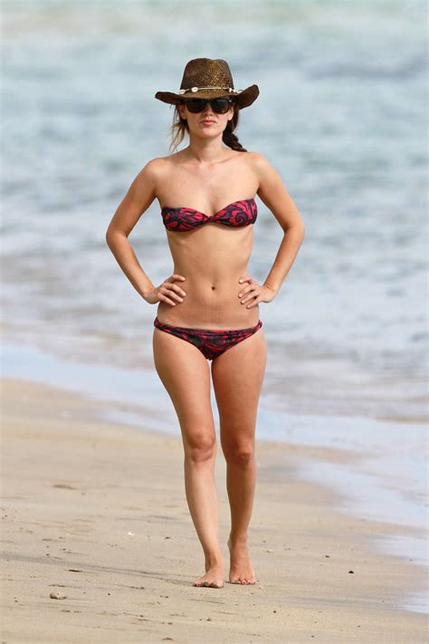 Pictures Of Rachel Bilson In A Bikini In Hawaii Popsugar Celebrity