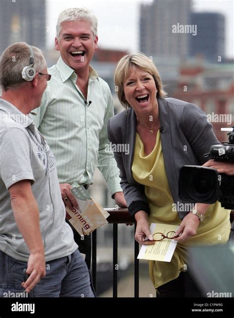 Fern Britton And Phillip Schofield During A Break From Filming For