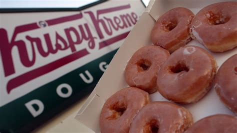 krispy kreme  offer  dozen doughnuts    friday ktla