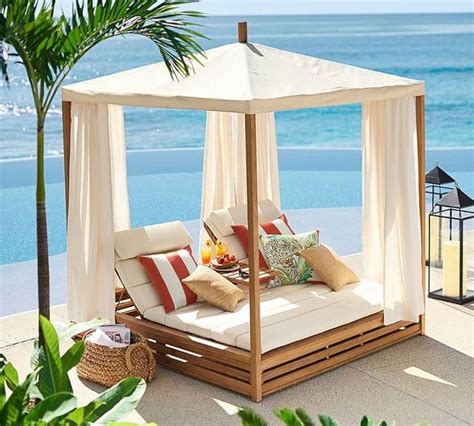 meuble pour terrasse en bois de teck  canape  lit de jardin outdoor daybed outdoor beds