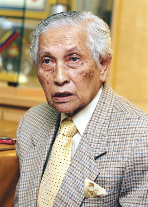 Allahyarham Tan Sri Dato’ Dr Abdul Aziz Bin Abdul Rahman