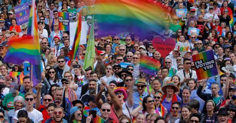 poll indicates yes vote on track to win in same sex