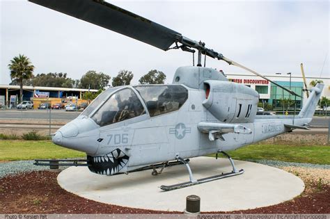 Bell Helicopter Bell 209 Ah 1 Huey Cobra Technische Daten Beschreibung