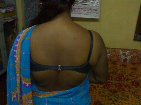 indian women back side blouse bra saree xxx photo