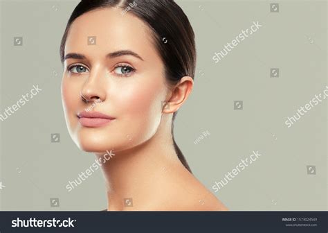 Woman Beauty Face Healthy Skin Color库存照片1573024549 Shutterstock