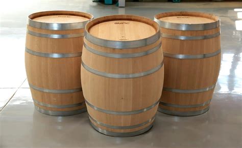 Why Are Wines Aged In Oak Barrels Oak Barrels