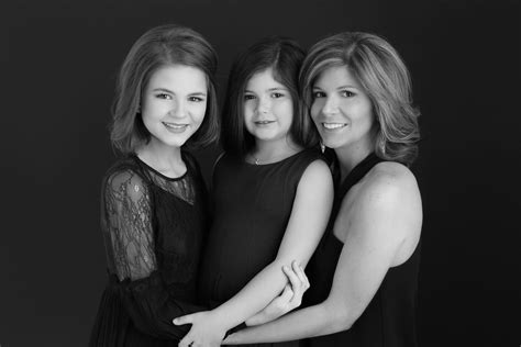 meredith melody photography mother daughter portraits central