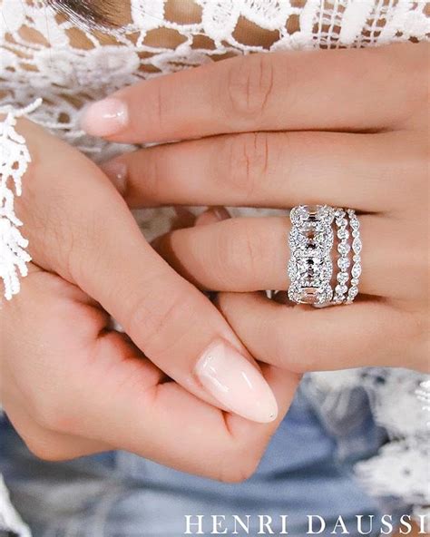 Flotte Salz Lose Ladies White Gold Wedding Rings Einfachheit Guggenheim