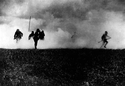 photographers   front lines   great war   york times